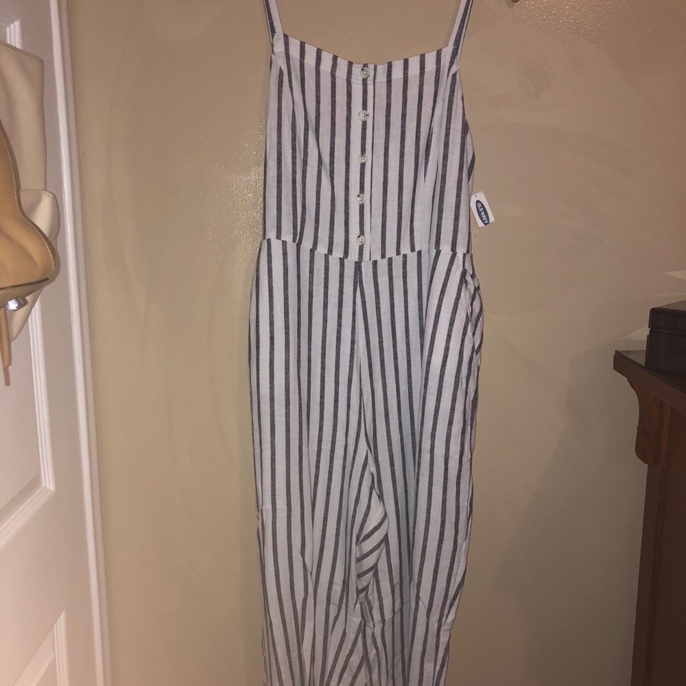 Black and white romper. Tags on never worn.